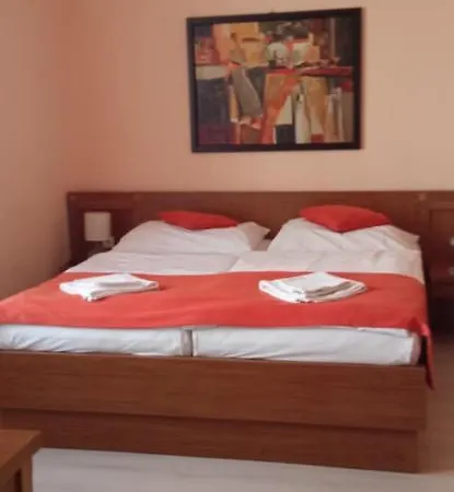 Πανσιόν Penzion Gremium 3*