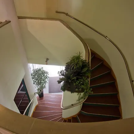 吉瑞米姆宾馆 3*