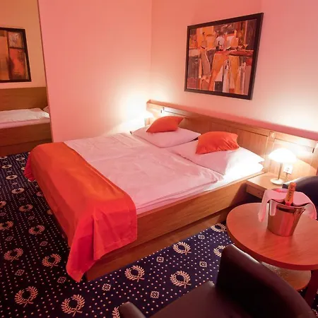 吉瑞米姆宾馆 招待所 布拉迪斯拉发