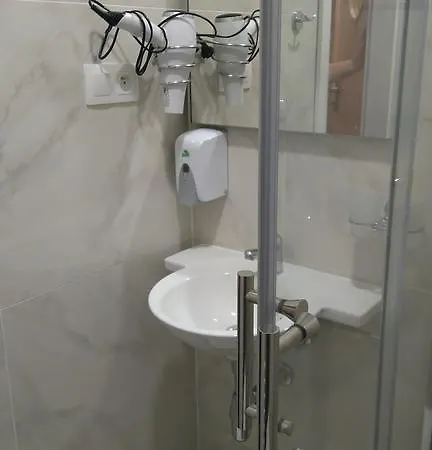 吉瑞米姆宾馆 招待所 3*